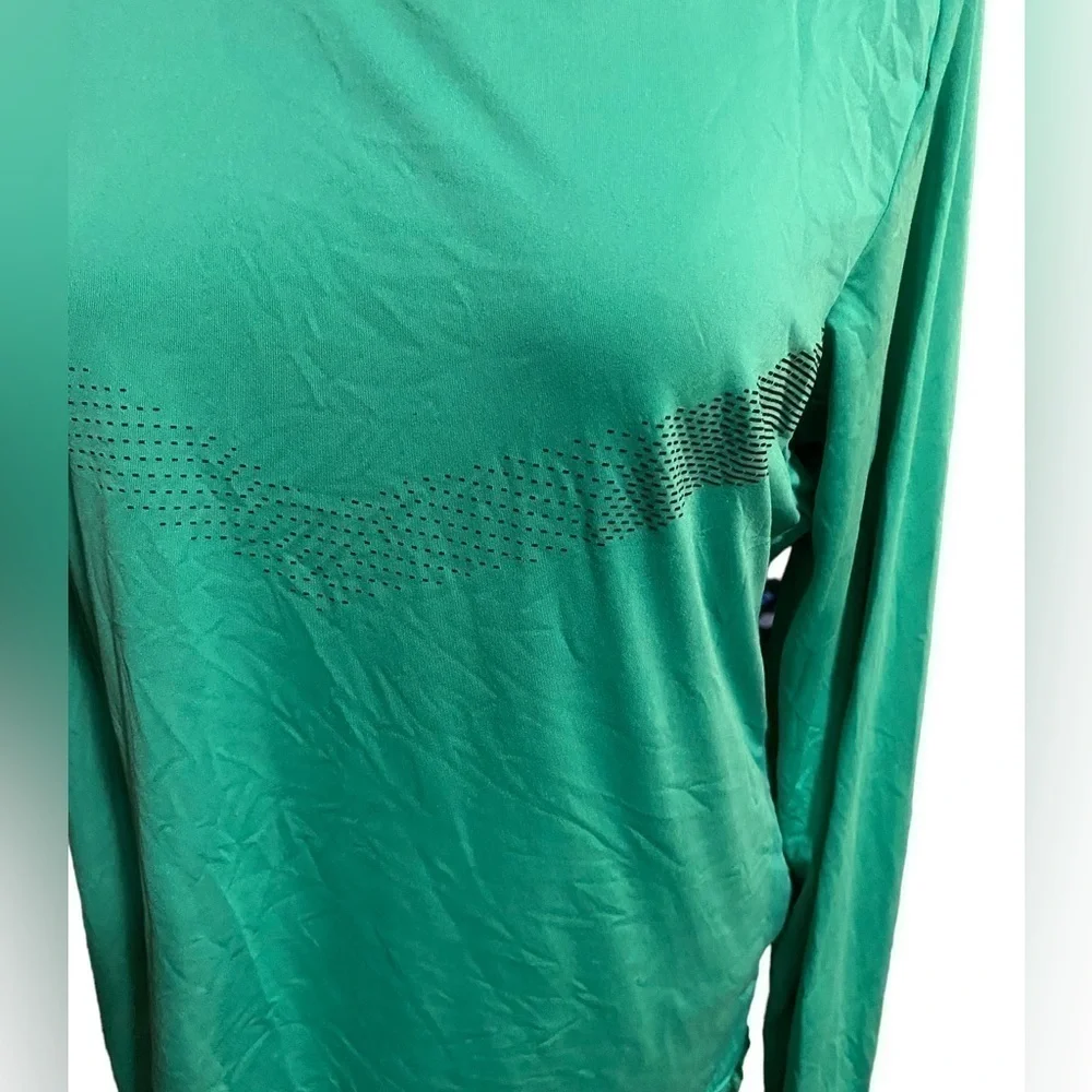 𝅺nike Dry Fit Top - Picture 3 of 4